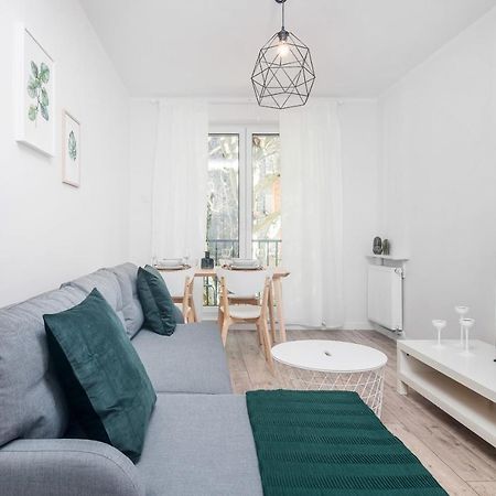 Botanic Gardens Apartment With Free Garage Wroclaw By Noclegi Renters Εξωτερικό φωτογραφία