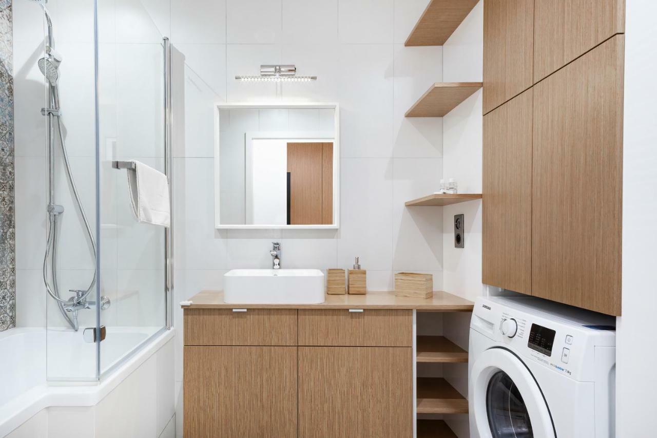Botanic Gardens Apartment With Free Garage Wroclaw By Noclegi Renters Εξωτερικό φωτογραφία